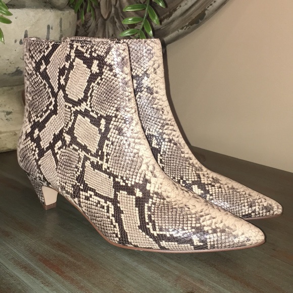 Splendid Women’s Nettie Natural Kitten Heel Bootie - Picture 9 of 16